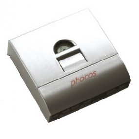 Regulateur de charge  Phocos LCD 20 Amperes 12-24 Volts-programmable avec veilleuse Regulateur de charge  Phocos LCD 20 Amperes 12-24 Volts-programmable avec veilleuse