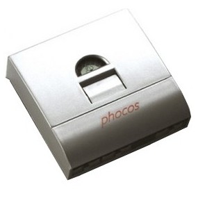 Regulateur de charge Phocos LCD 10 Ampères 12-24 Volts programmable avec veilleuse Regulateur de charge Phocos LCD 10 Ampères 12-24 Volts programmable avec veilleuse